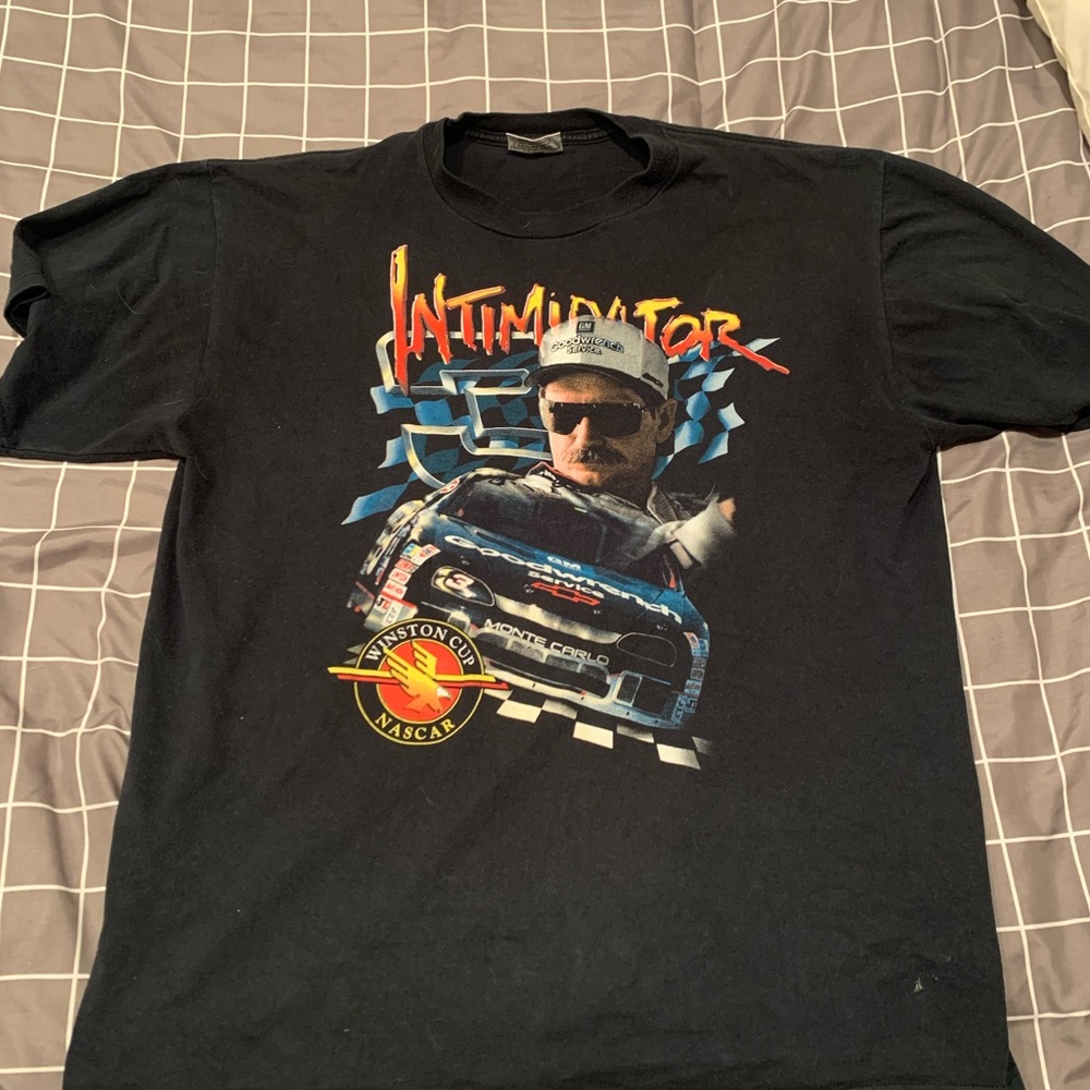 RARE VINTAGE! Dale Earnhardt “intimidator” tee shirt. 1997!